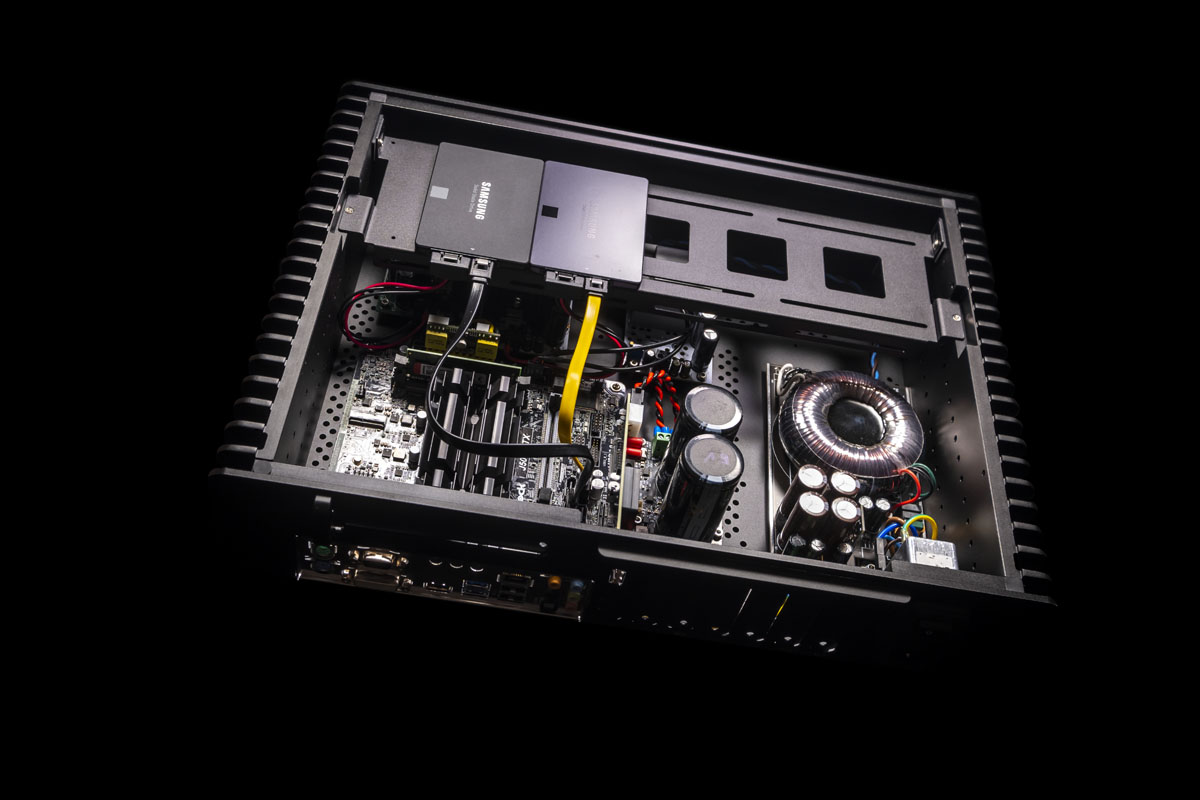 Everest Server Base — internal layout